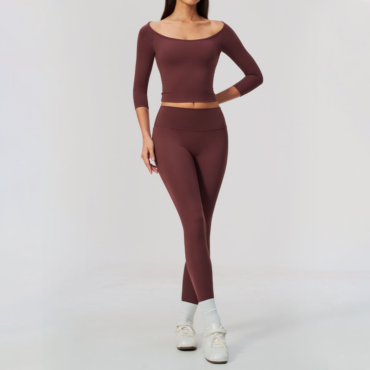 Stylish Three Quarter Sleeve T Shirt Yoga Wear Form Fitting And Slimming