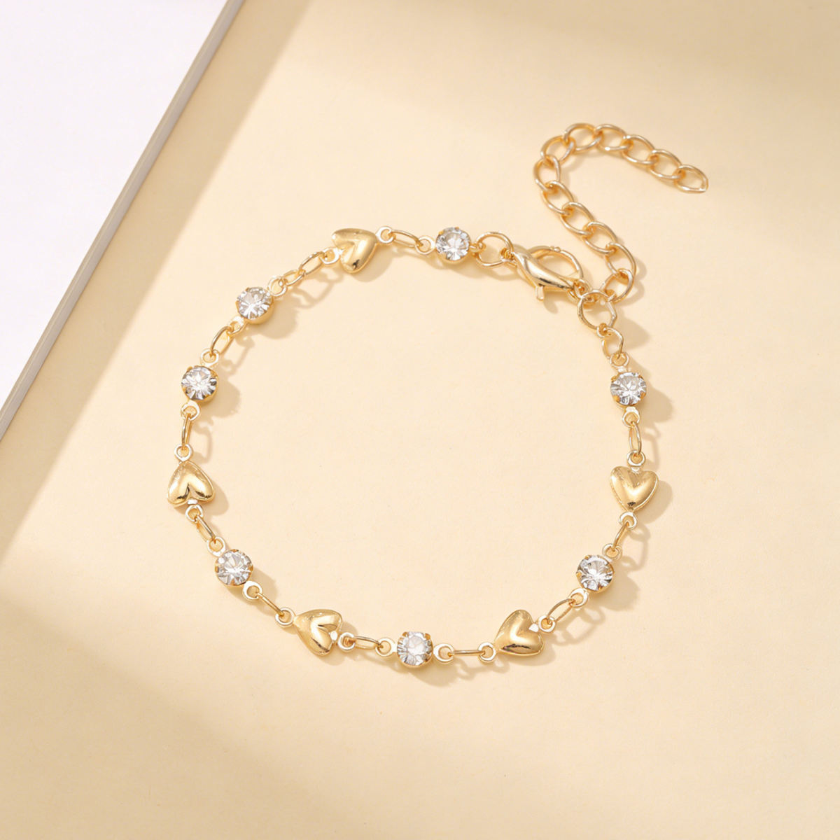 Sweet Cool Heart Cubic Zirconia Bracelet For Women, Ins Minimalist Hollow Heart Niche Design Student Versatile Wrist Jewelry Gift