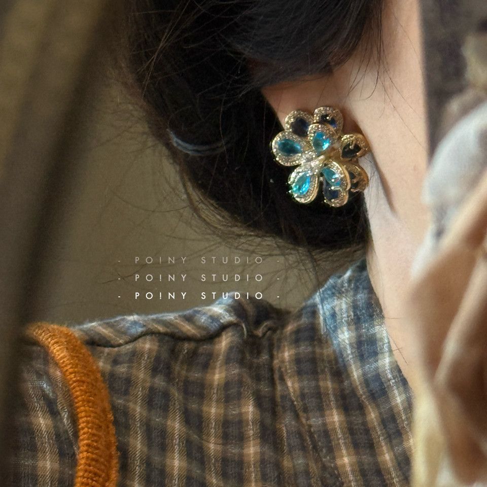 2026 New Vintage Retro Bold Floral Stud Earrings, Full Paved Blue Zircon Rhinestone Luxury High-End Elegant Fashion Ear Jewelry For Women