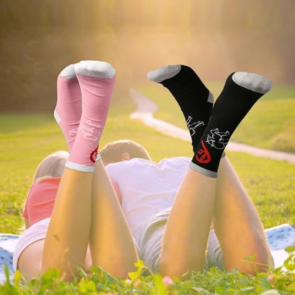 Matching Socks For Couples (2 Pairs), Romantic Partner Socks In Pink And Black, Original Wedding Gift For The Bride And Groom, Fun Couple Socks For Engagement And Wedding Party Decorations