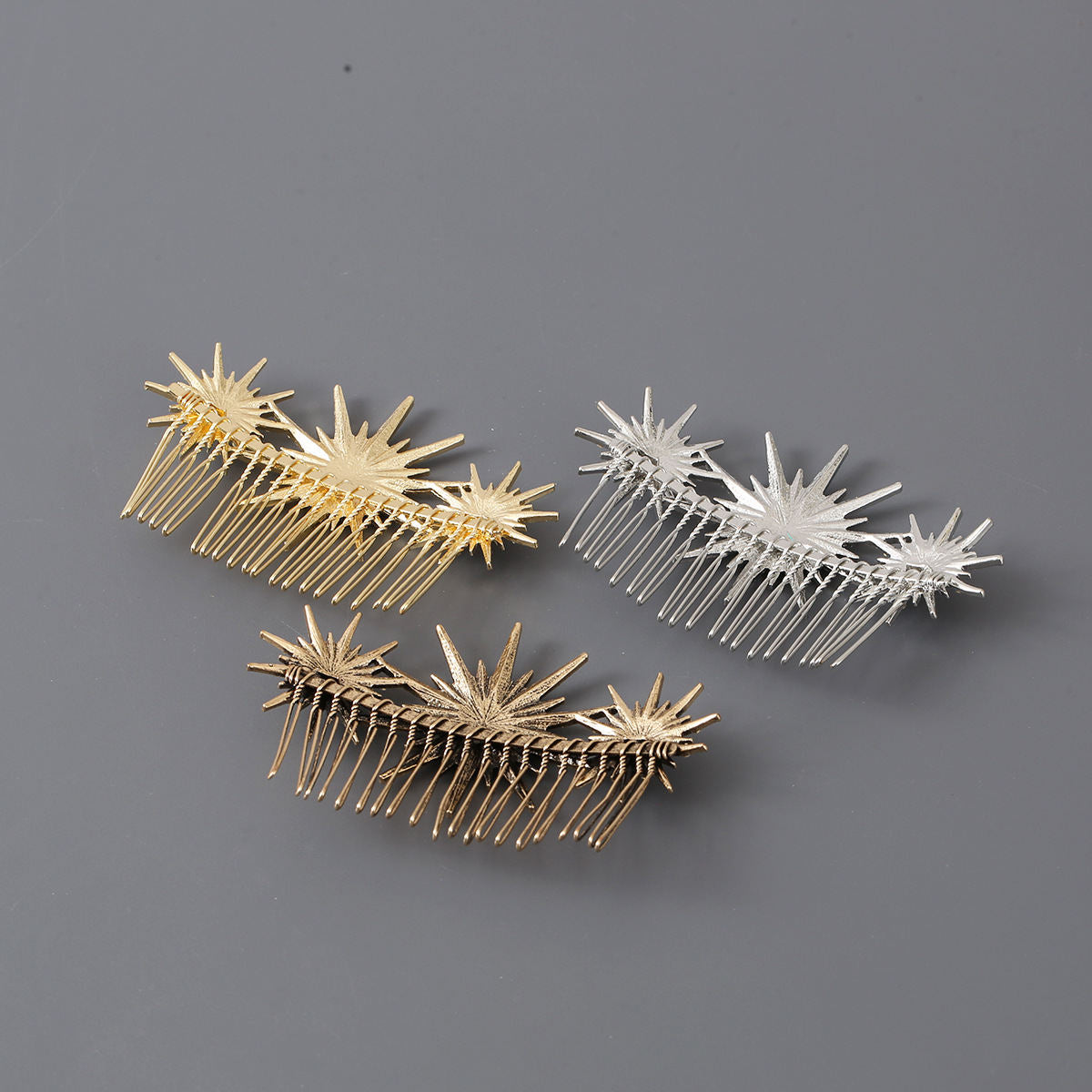 Large And Small Diamond-studded Vintage Hair Comb With A Starry Design