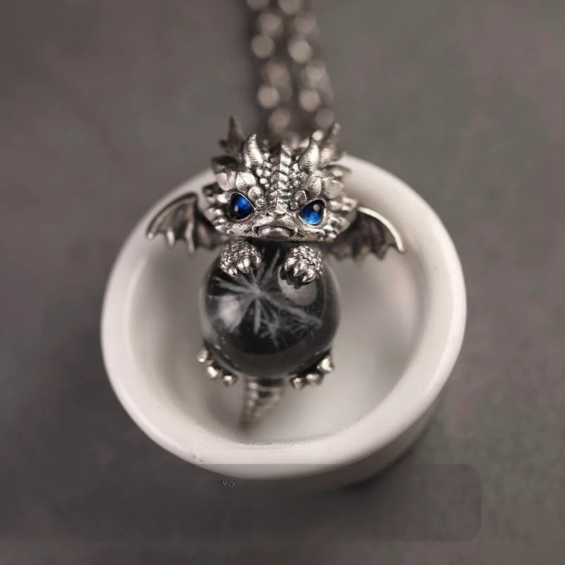 1pcs Vintage Metal Baby Dragon Holding Crystal Ball Pendant Necklace, Dark Fantasy Gothic Style, For Daily Street Cosplay Wear & Unisex Holiday Gifts
