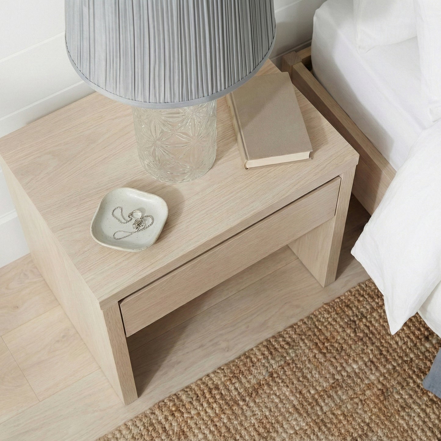 High Quality Hotel European Modern Bed Side Nightstand Decorative Led Table Desk Lamp Luxora Table Lamp Gold - Clear And Grey 110-120V