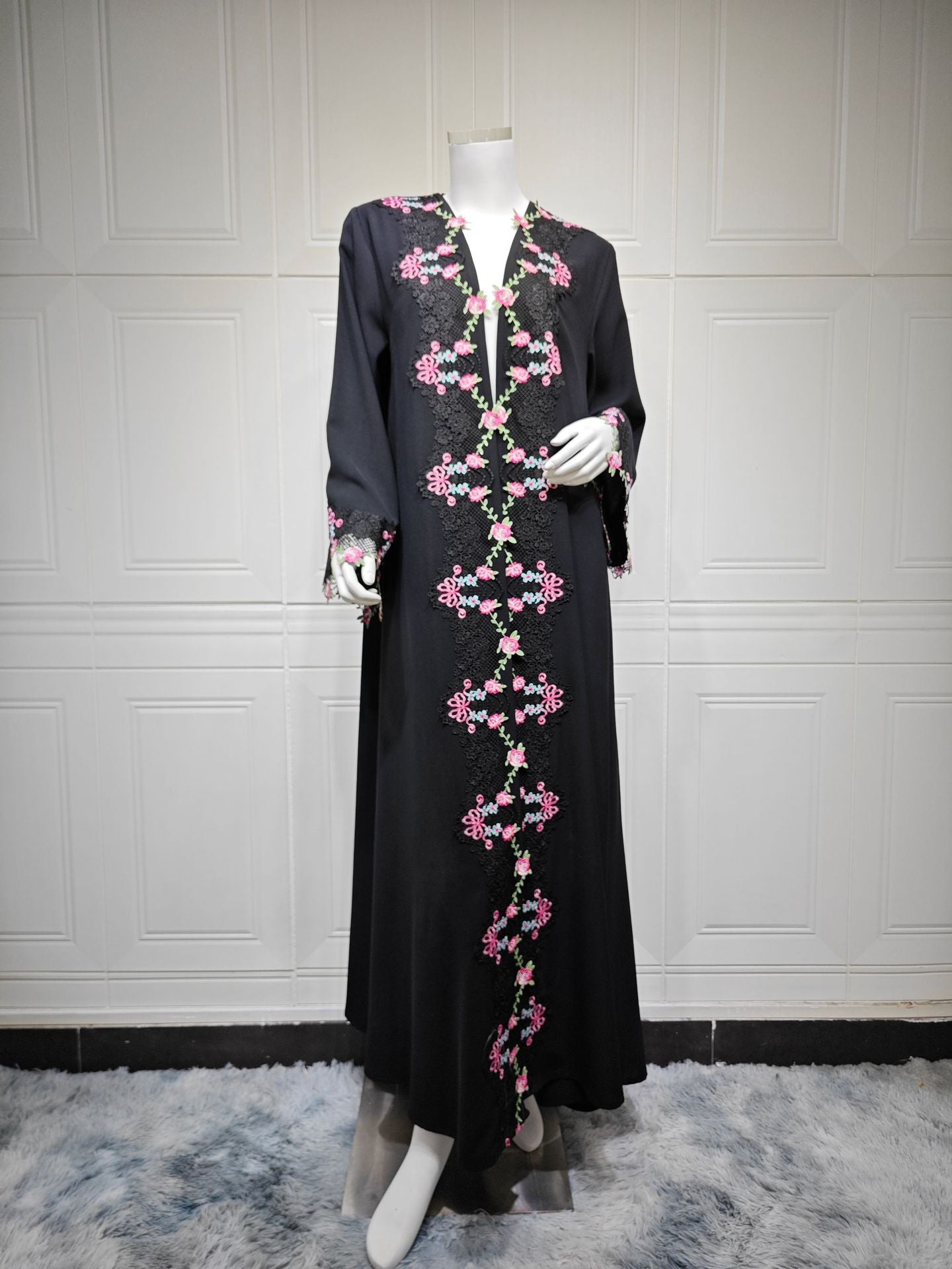 Embroidered Lace-Patchwork Cardigan Fashion Womens Wear