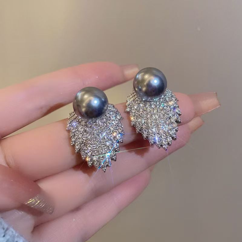 New Super Sparkling Full Rhinestone Pearl Earrings, Light Luxury High-End Bestseller Studs, Elegant Fashion Commuter All-Match Women Ear Jewelry
