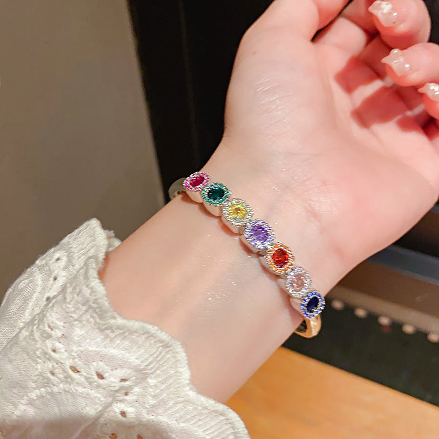 Classic Vintage European Zircon Inlaid Bracelet, French Elegant Temperament Sparkly Rhinestone Light Luxury Fashion Bangle
