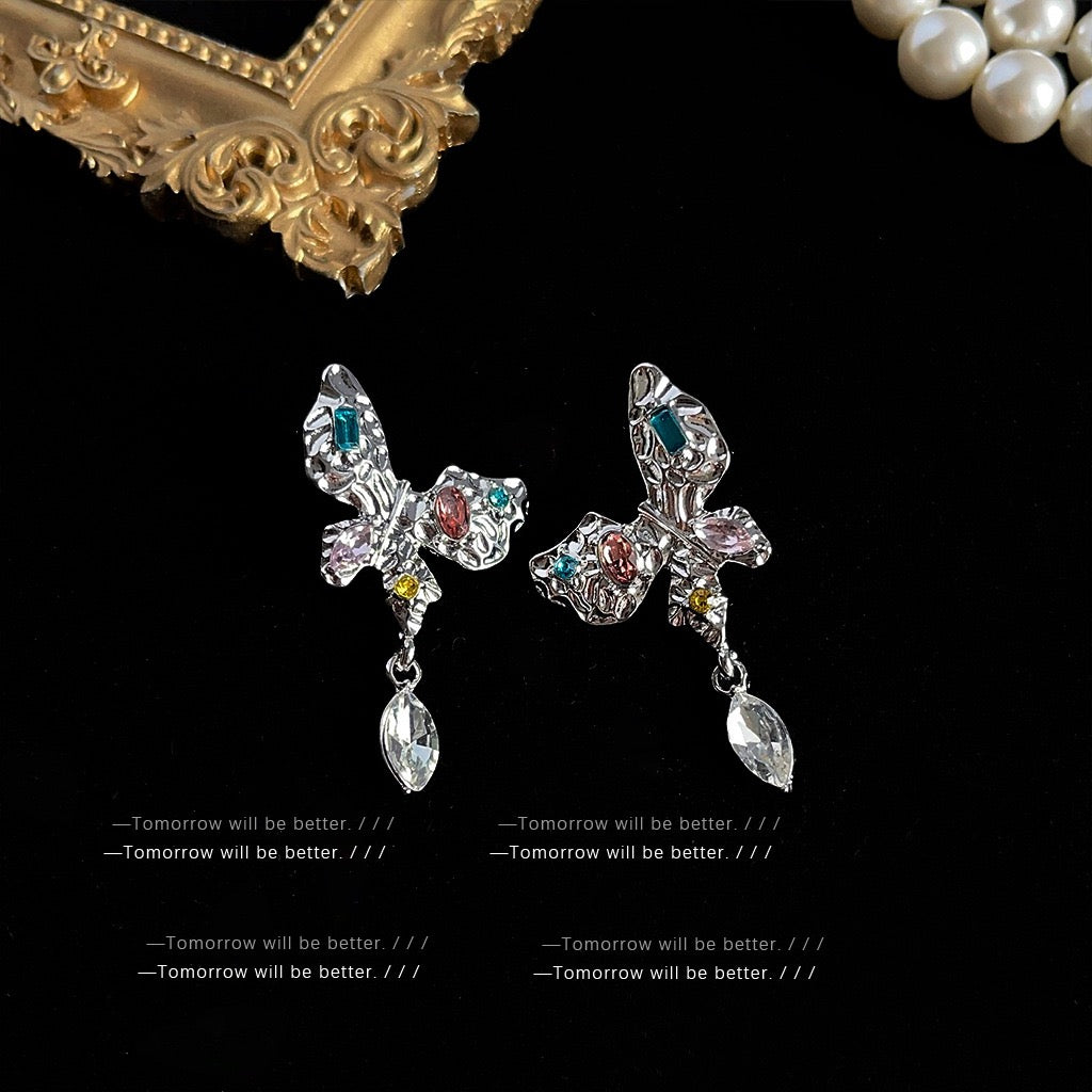 Retro Vintage Premium Earrings Women Elegant Niche Stud Earrings Fashion Fine Jewelry Gift