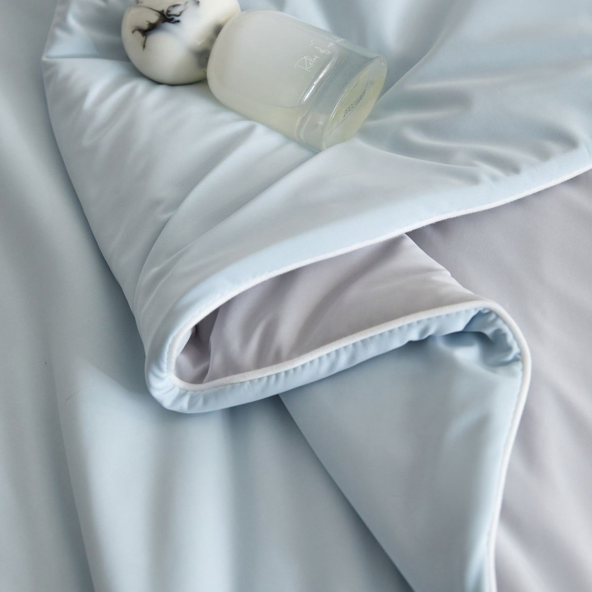 Class A Ultra-soft Soybean Fiber Summer Quilt Nylon-spandex Cool-touch Silk Summer Cooling Quilt