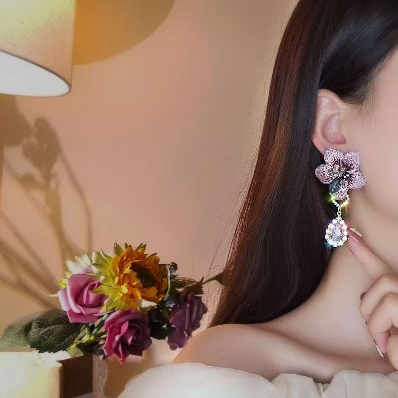 2026 New Vintage Chinese Style Big Flower Stud Earrings For Women, Unique Asymmetric Embroidery Petal Fashion Rhinestone Ear Jewelry