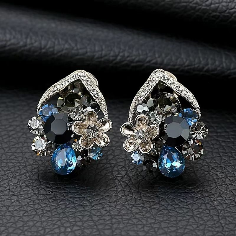 New Stylish Crystal Studs, Elegant Retro Women Ear Accessories