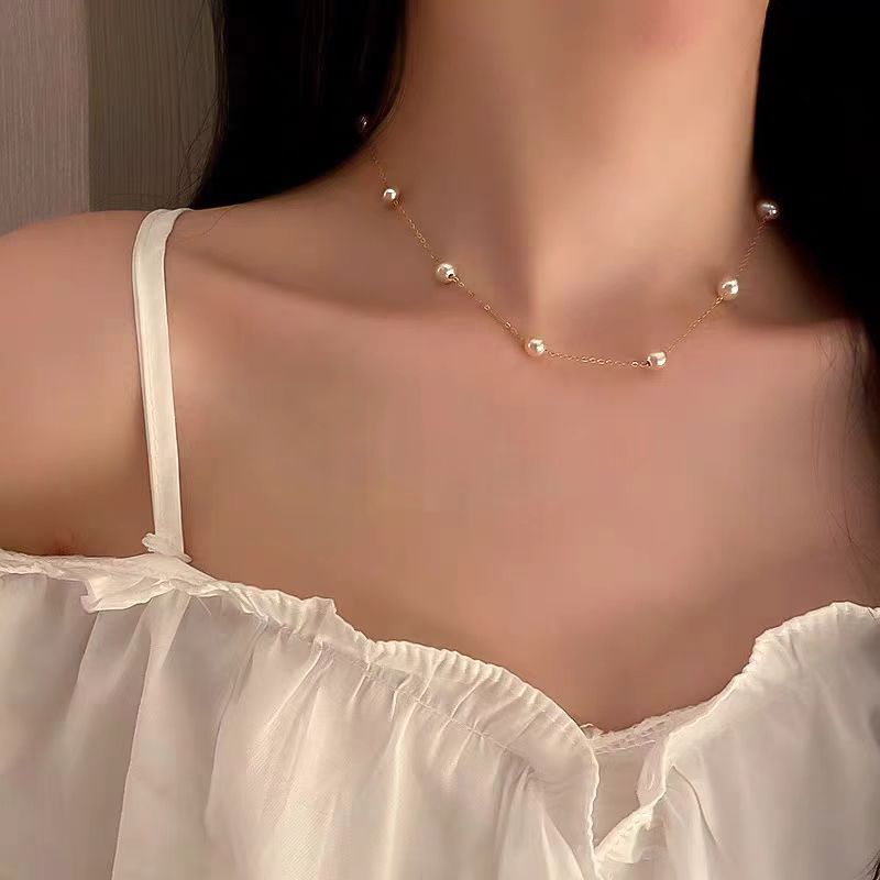 Korean-style Minimalist Pearl Geometric Necklace Womens Delicate Chain