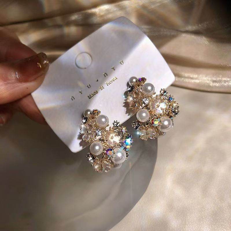 New Floral Pearl Earrings, High-End Elegant Internet Celebrity Studs, Korean Silver Needle Fashion Ear Jewelry For Women