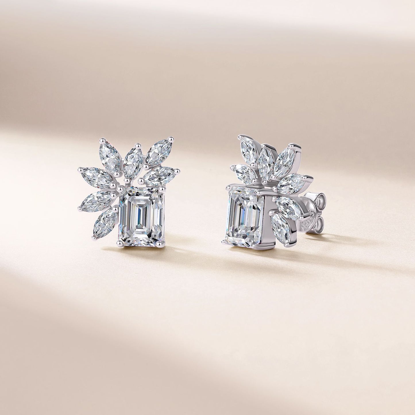 S925 Sterling Silver Emerald Cut Moissanite Stud Earrings, 6x8mm D-VVS1 Leaf Design, Platinum Plated 4.8g Jewelry Gift Box Set