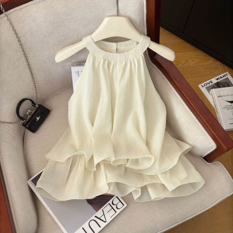 Elegant Sleeveless Blouse For Women, Perfect For Outdoor Wear