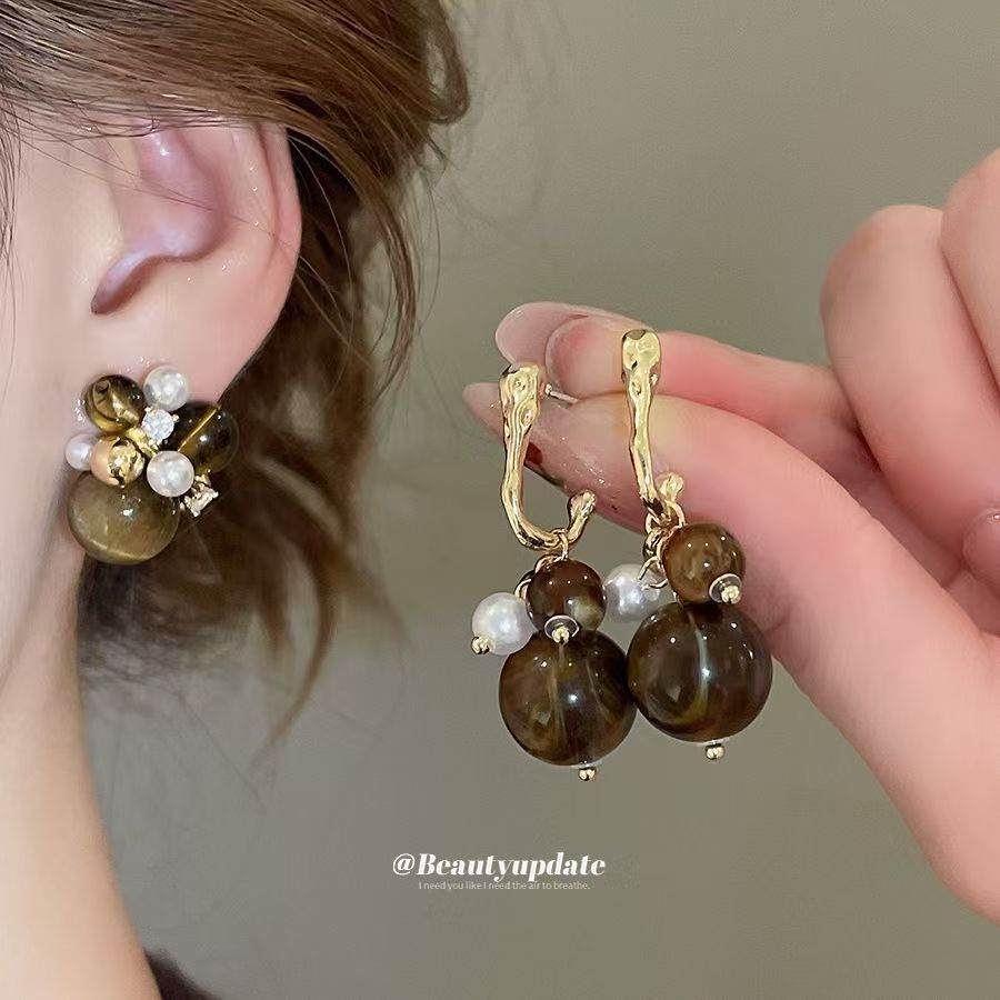 Vintage Zircon Geometric Round Pendant Earrings For Women, Fashion Maillard Trendy Personal Studs, Light Luxury High-End Niche Ear Jewelry