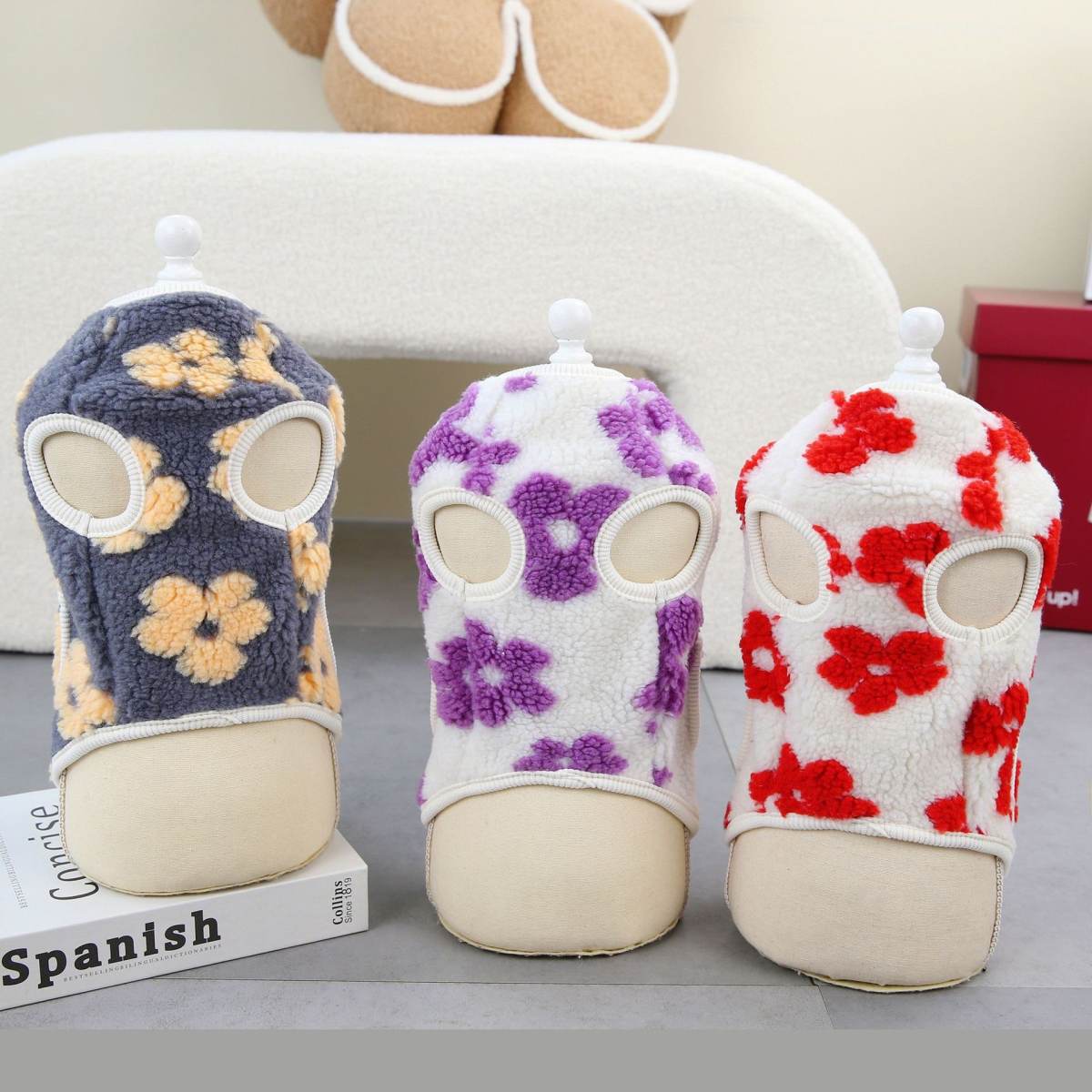 Cat Pet Clothing Winter Five-Petal Flower Velvet Coat