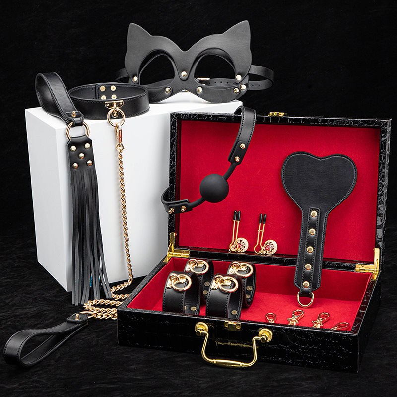 Set Of High-end BDSM Training Tools 8-piece Collar Set