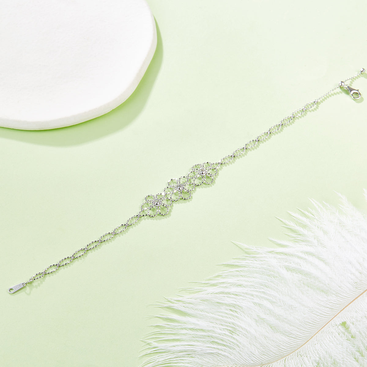 S925 Sterling Silver Hollow Flower Bracelet 20cm Adjustable 1.8g Lightweight 14mm Wide 3 Colors Platinum Plated Gift Box