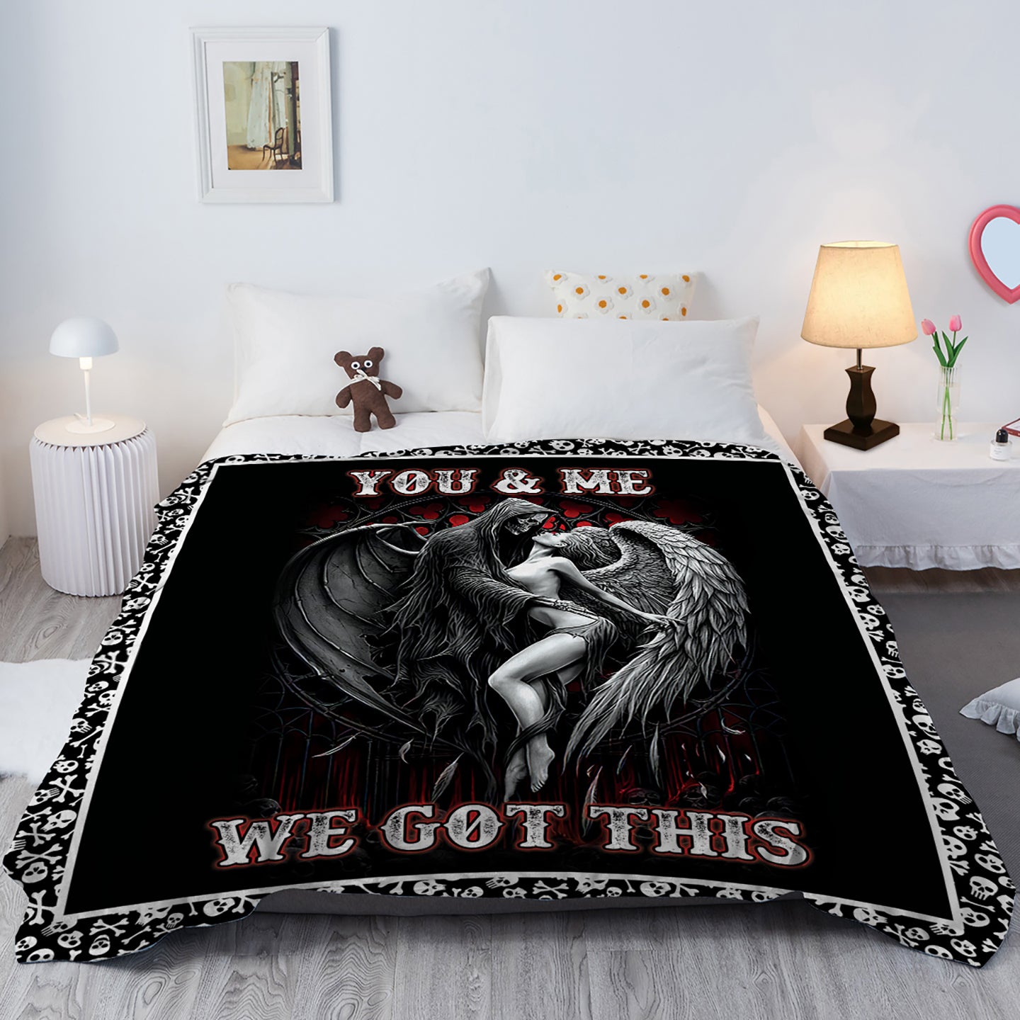 Beauty And Ghost Human Skeleton Printed Halloween Soft Cozy Lightweight Durable Plush Flannel Throw Blanket For Bedroom Living Rooms Sofa Couch