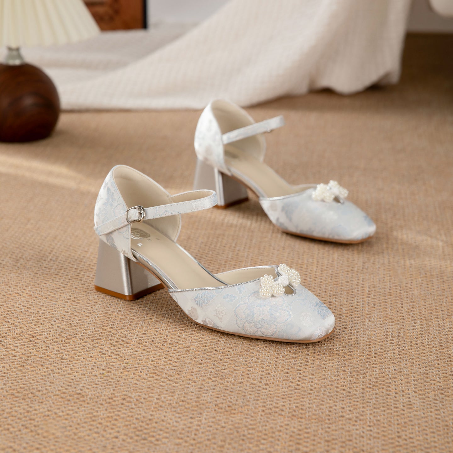 Light Blue Jacquard One-piece Platform High-heeled Women's Shoes. Oriental Beauty Pearl Buttoned Square-toe Hollow High-heeled Shoes. Elegant Versatile Single Shoes. Elegant Formal And Casual Shoes Fo