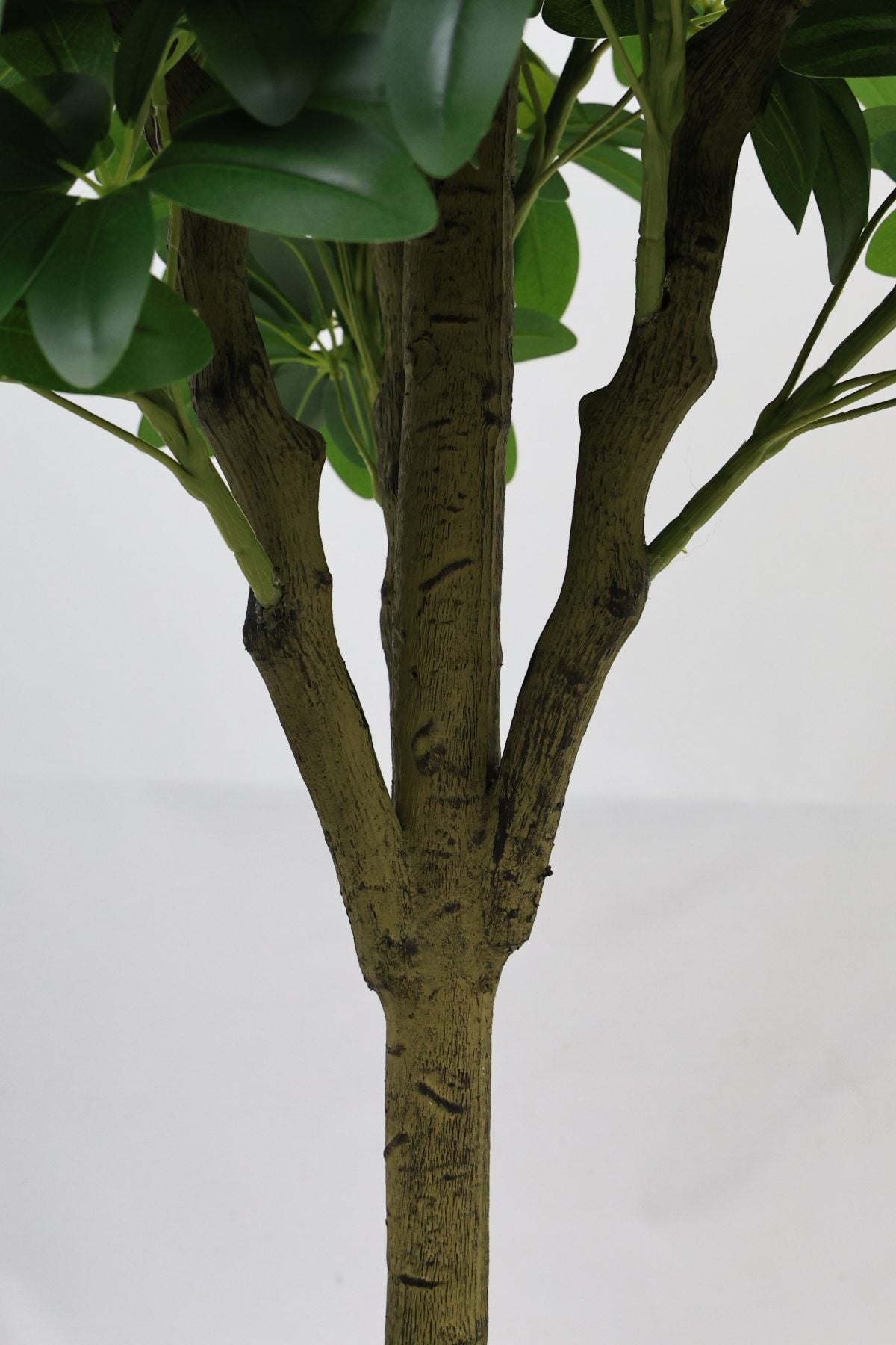 6FT Artificial Tree  Realistic Faux Tree, Suitable for Indoor and Outdoor Decoration ,1pc/set