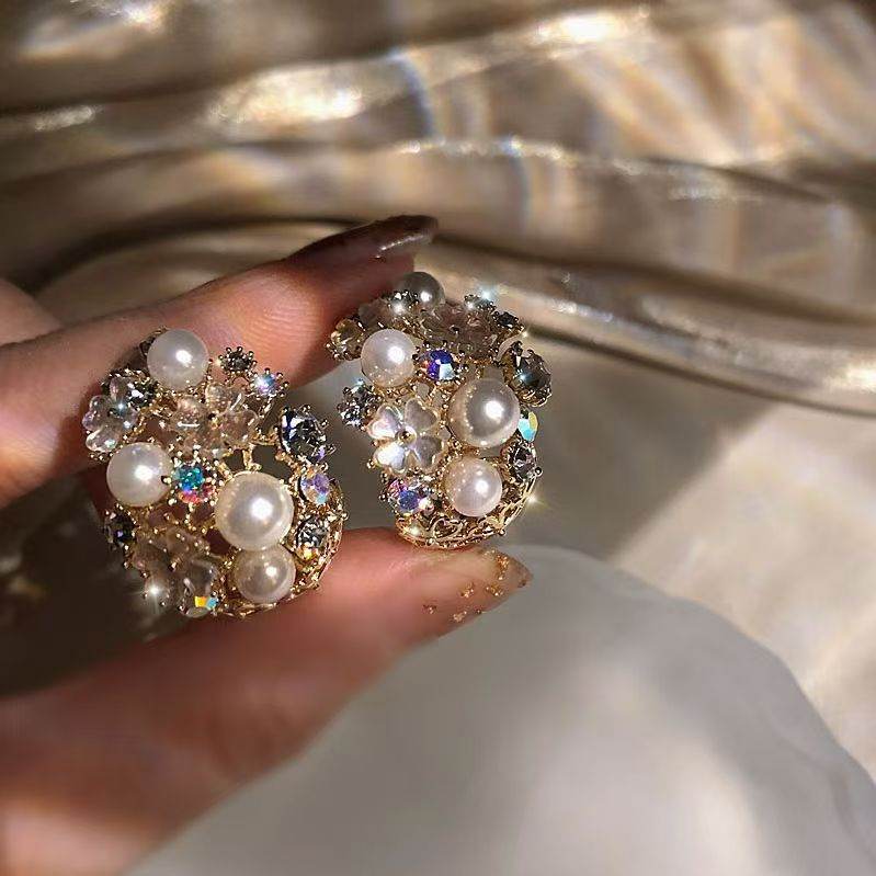 New Floral Pearl Earrings, High-End Elegant Internet Celebrity Studs, Korean Silver Needle Fashion Ear Jewelry For Women