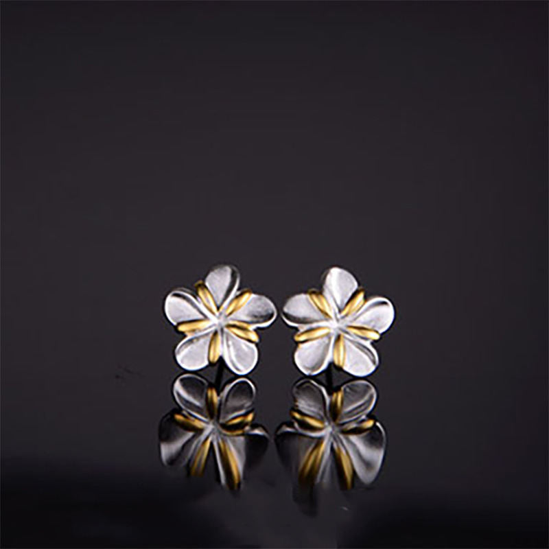 Fashionable Korean-style Flower Stud Earrings