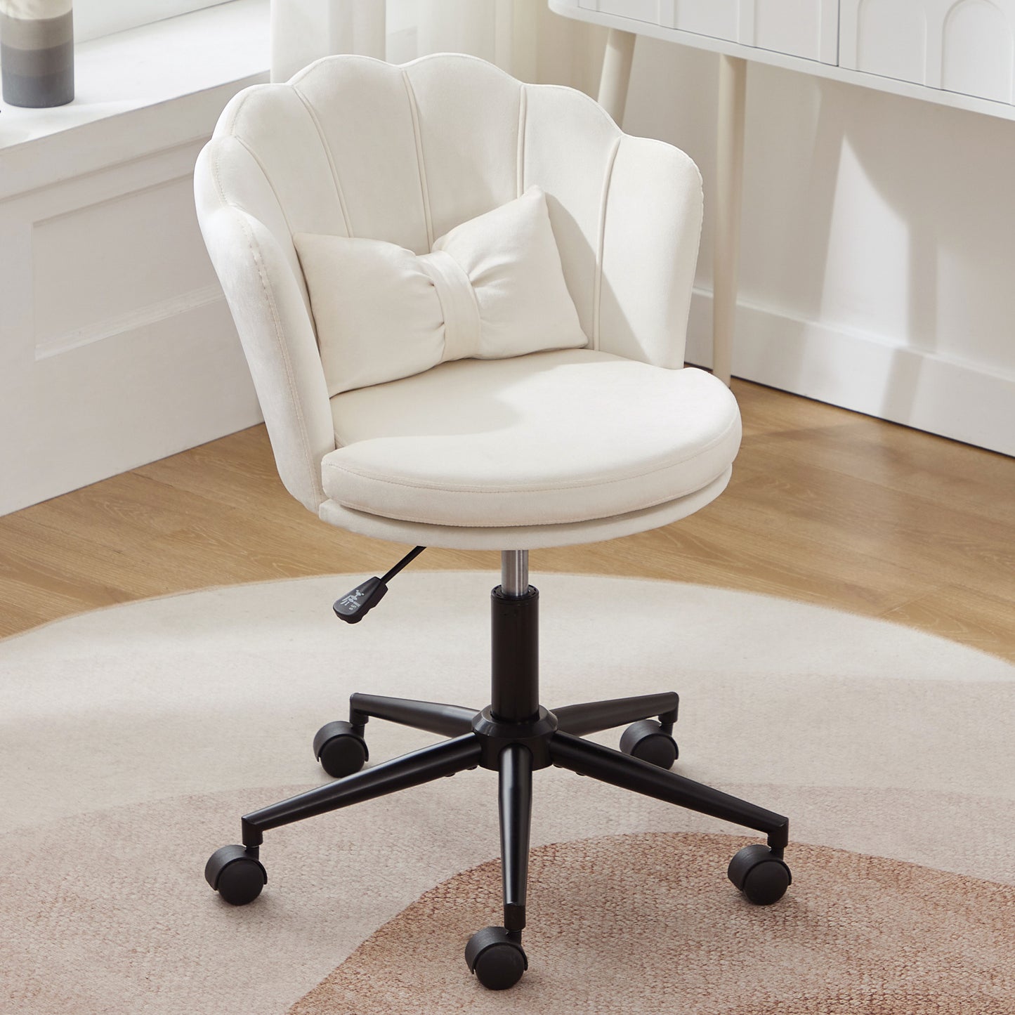 Modern Design  Dressing Chair, Office Chair, Petal-shaped Backrest, Butterfly-shaped Lumbar Cushion, Height Adjustable, Soft Seat Cushion.Suitable For Living Room, Bedroom, Office, Etc.