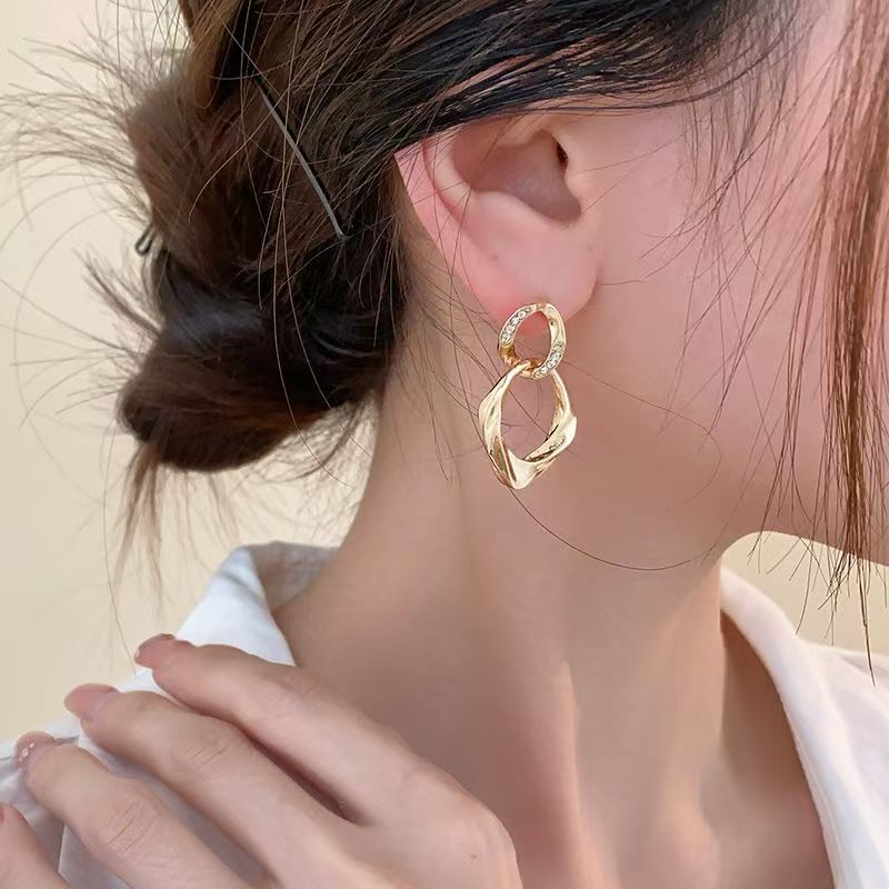 New Trendy Mobius Strip Hoop Earrings, Light Luxury Niche Rhinestone Hollow Geometric Rhombus Circle Earrings, Unique Ear Jewelry For Women