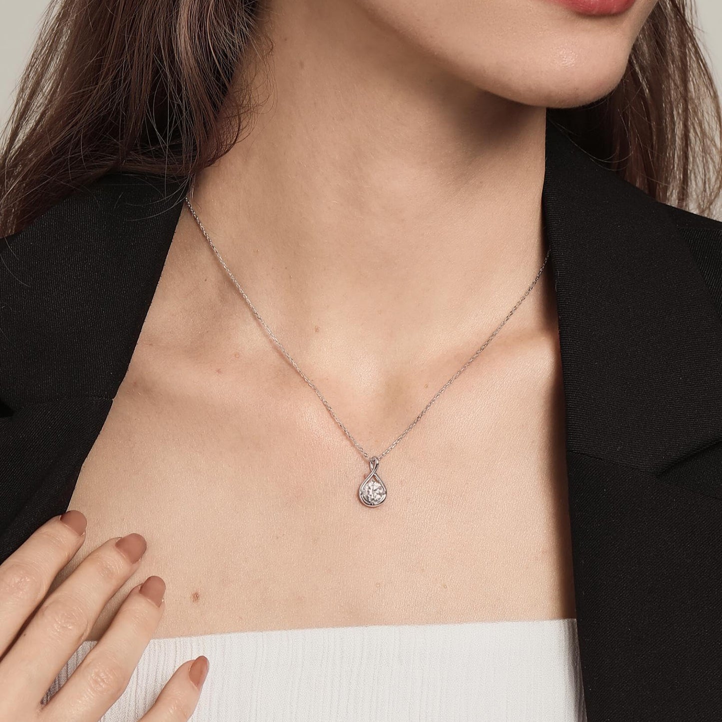1CT Moissanite Infinity Necklace For Women, S925 Sterling Silver Gift For Her Women Wife Girlfriend, D Color VVS1 Love Pendant Necklace For Anniversary Birthday Valentine Christmas Wedding Mother Day