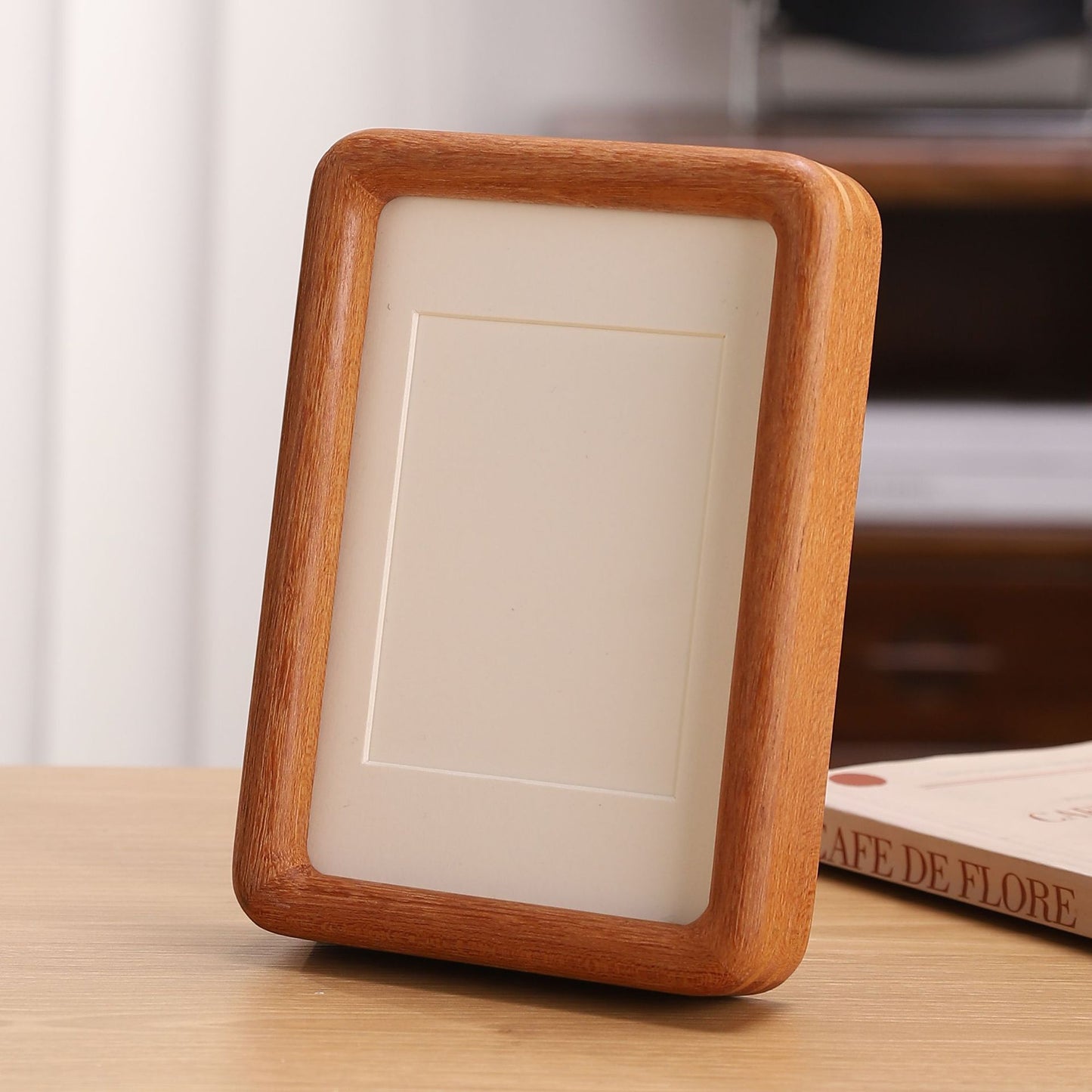 Solid Wood Mortise-and-Tenon Photo Frame For Home Use
