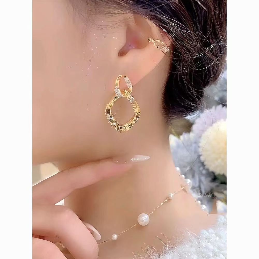 New Trendy Mobius Strip Hoop Earrings, Light Luxury Niche Rhinestone Hollow Geometric Rhombus Circle Earrings, Unique Ear Jewelry For Women