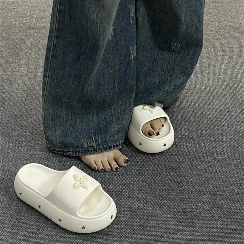 Women Platform Slippers, Summer Outdoor Wear, Luxury Texture, Non-slip Soft Cloud Cushion Insole, Punk Style Fashion Slides For Indoor & Outdoor