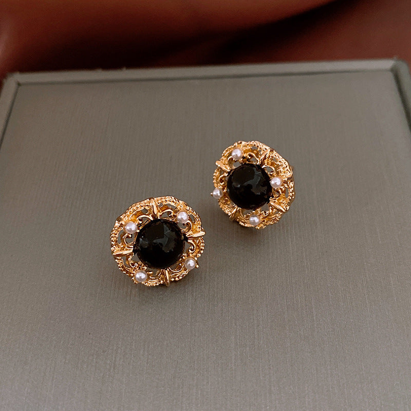 Antique Style Cubic Zirconia Earrings Female Vintage Rhinestone Studs Premium Fashion Gift