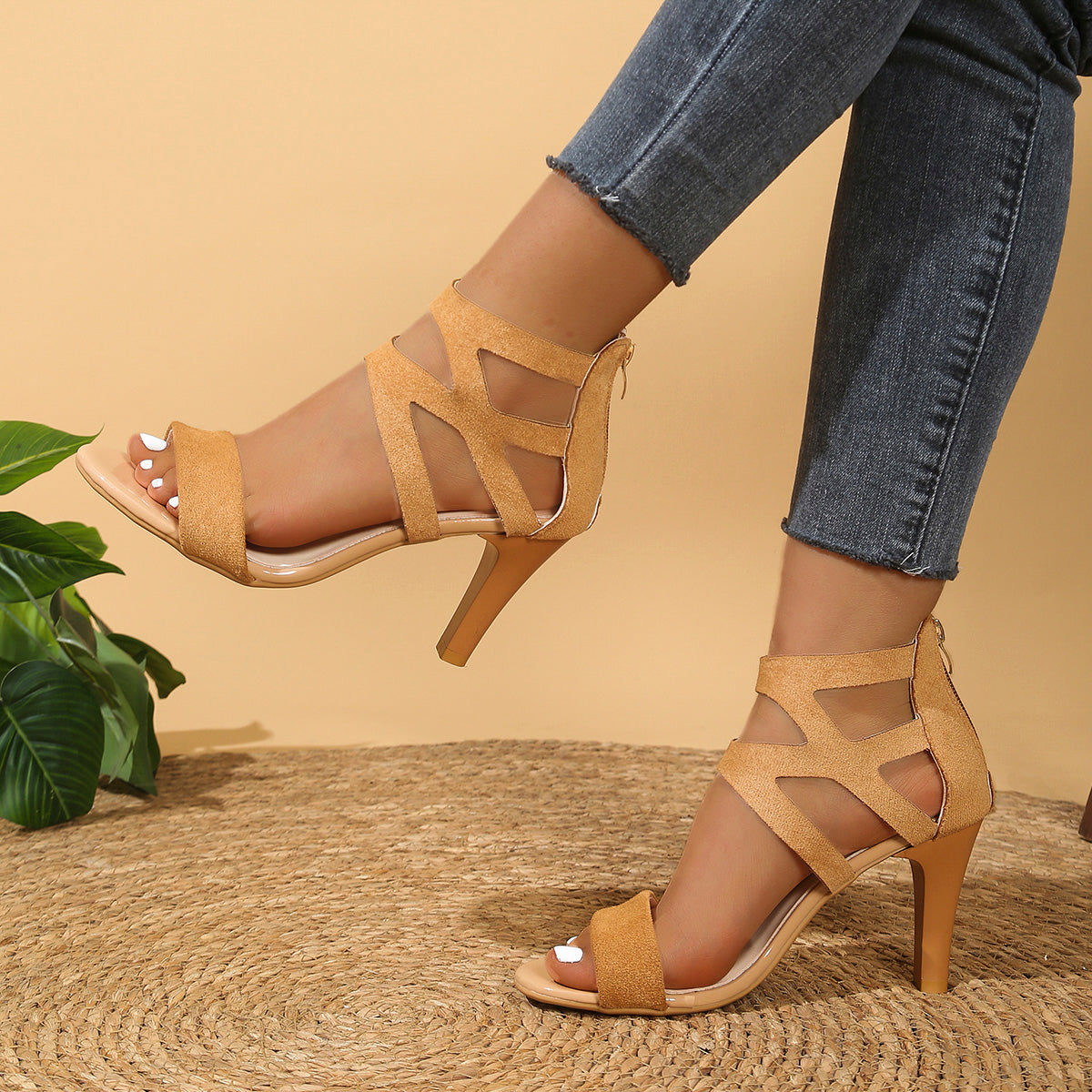 Wholesale Women's Roman Style Back Zipper High Heels, New Plus Size Summer Fashion Peep Toe Stiletto Sandals For Outdoor Cross-Border Sales