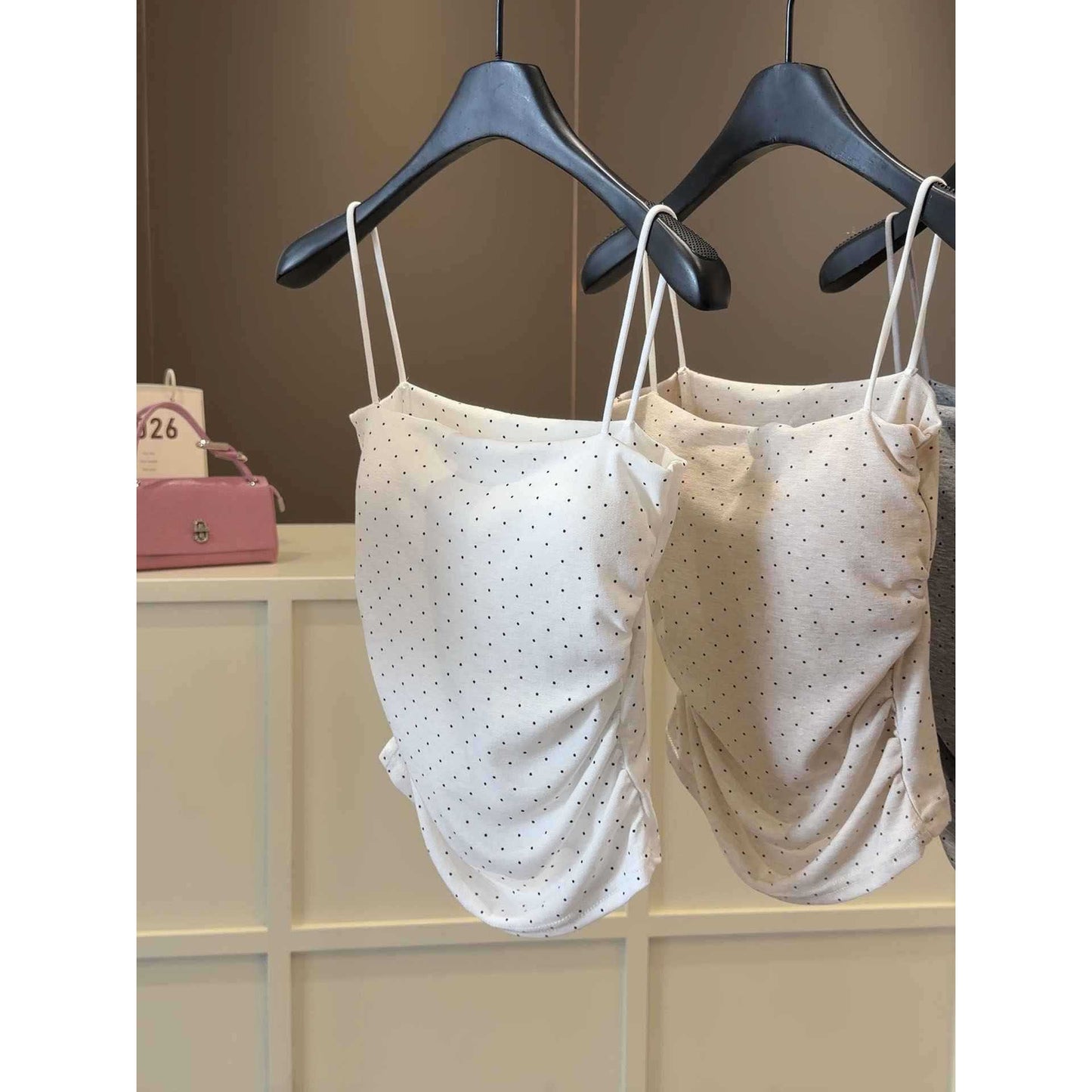 Sleeveless Polka-dot New Inner-and-outerwear Top