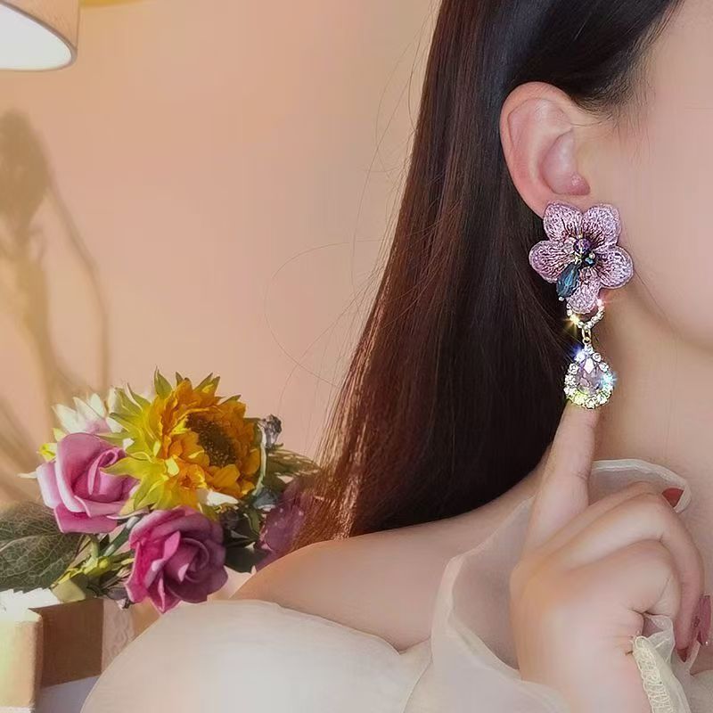 2026 New Vintage Chinese Style Big Flower Stud Earrings For Women, Unique Asymmetric Embroidery Petal Fashion Rhinestone Ear Jewelry