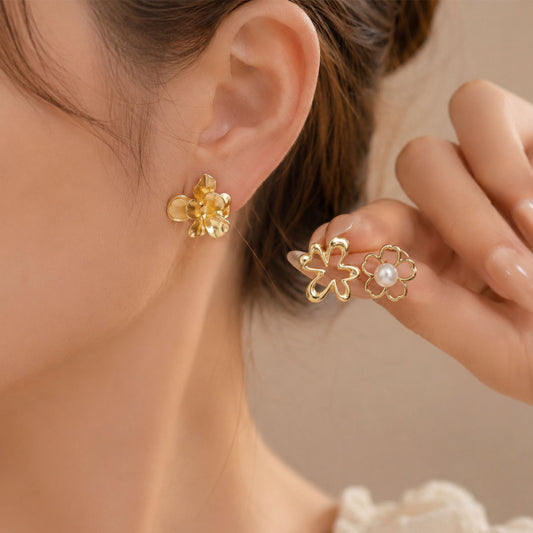 New Chinese Vintage Gold Tone Floral Stud Earrings, Minimalist Niche Design Elegant Premium Light Luxury Ear Jewelry For Women