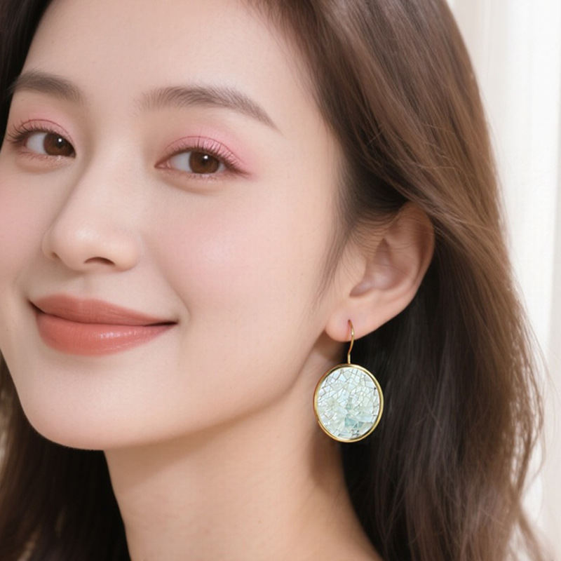 Korean-style Cute And Eye-catching Heart-shaped Earrings Popular Among Influencers