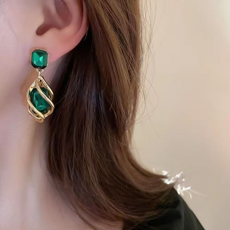 Women's Luxury Emerald Geometric Teardrop Earrings With Inlaid Diamonds, Retro Fashion Personal Dangle Studs, Versatile Elegant Light Luxury Ear Jewelry