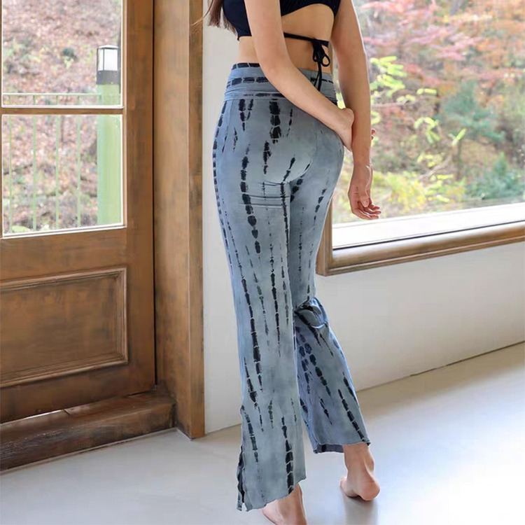 Printed High-waisted Slightly Flared Yoga Pants With A Side Slit And Moisture-wicking Properties