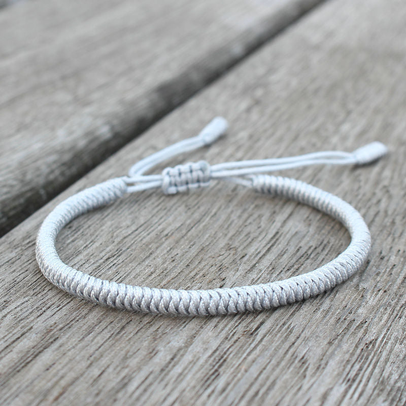 Best Seller In Europe And America Handmade Woven Jin Gang Knot Red Rope Bracelet