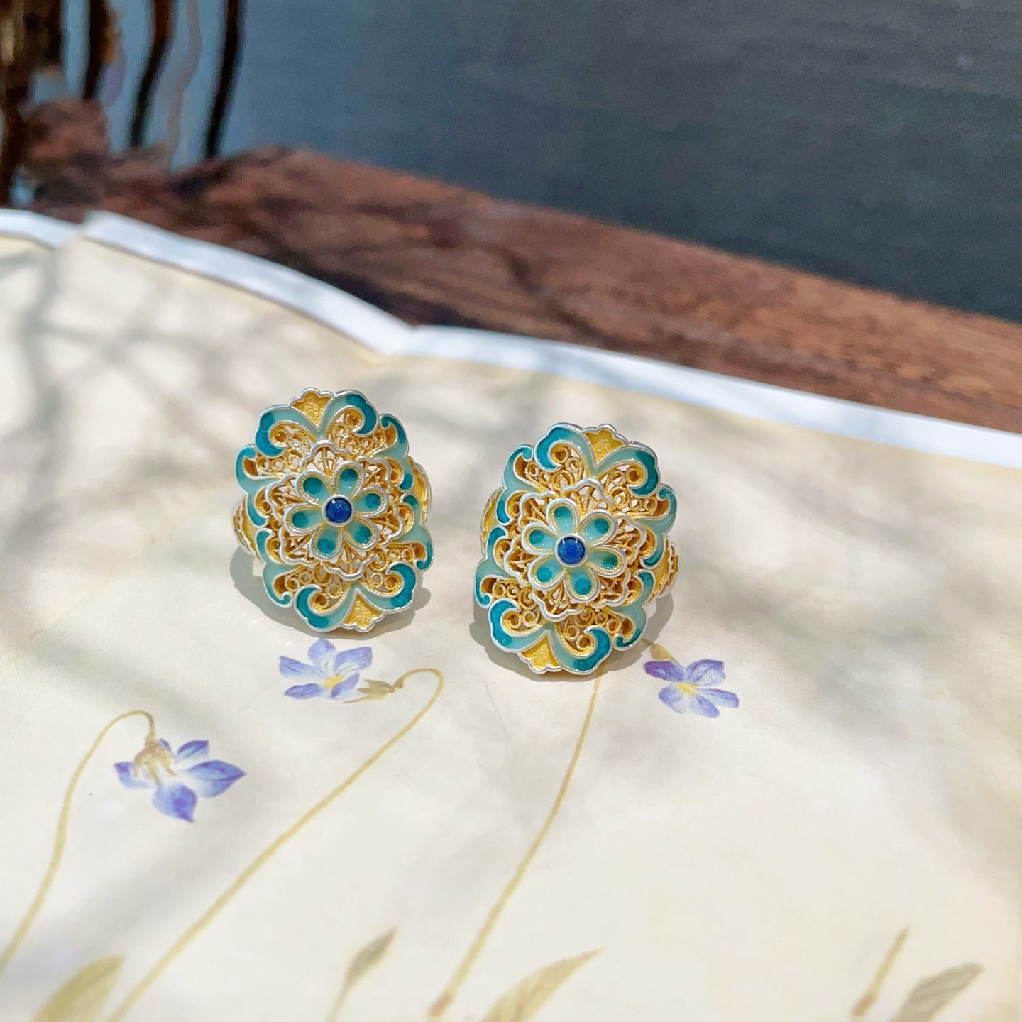 1pcs 999.9 Sterling Silver Gold-Plated Enamel Orchid Statement Ring, Luxury Retro Style, Ideal For Birthdays & Holiday Gifts