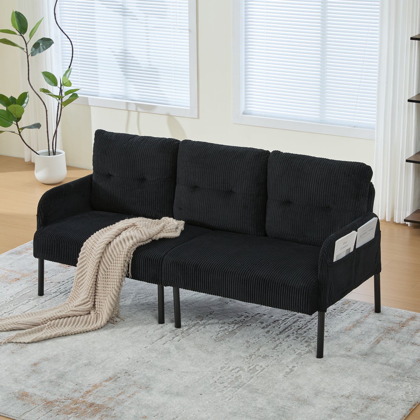 Corduroy Three-seater With Soft Comfort Upholstery, High Backrest And Practical Side Pockets. Sturdy Metal Feet And Sturdy Construction. Versatile For Living Room, Bedroom Or Home Office.