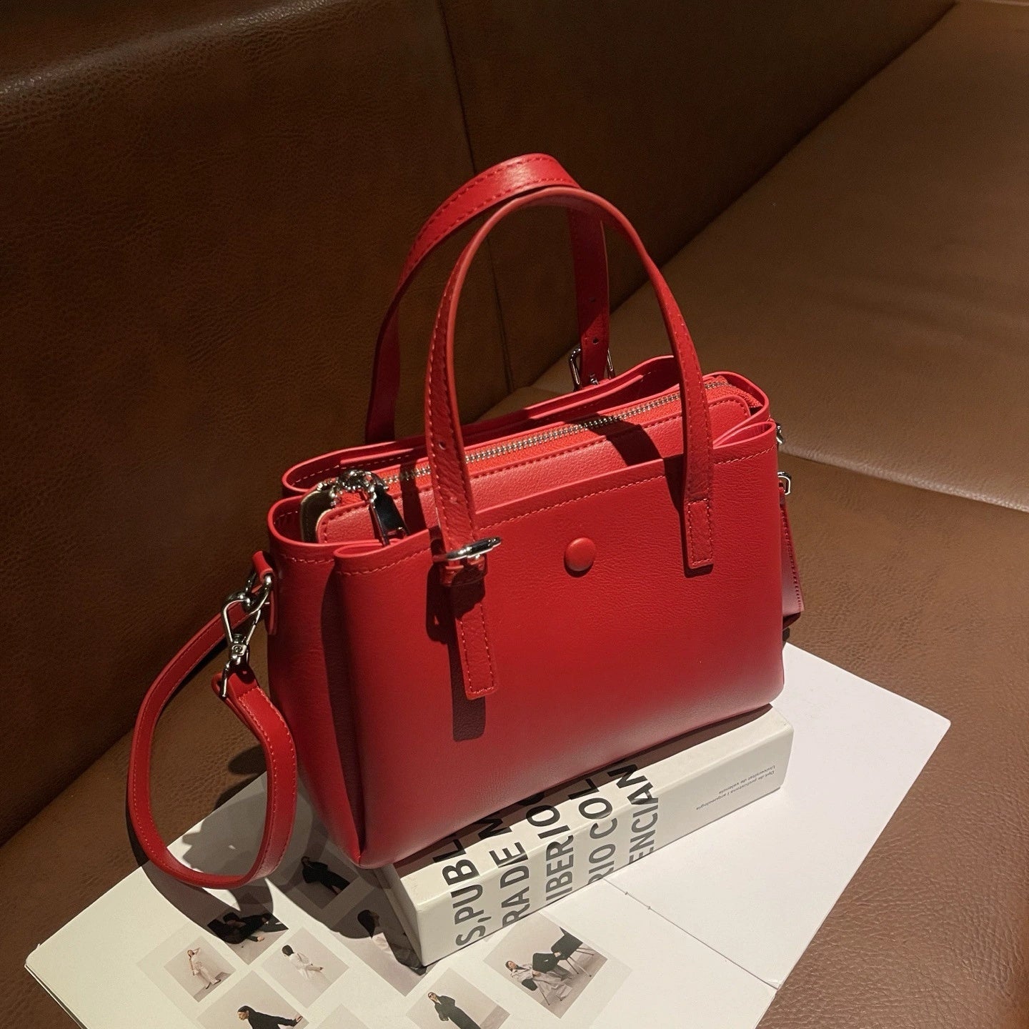 New Cross-Border Genuine Leather Handbag For Women, High-End Feeling Shoulder And Crossbody Bag, Commuter Large-Capacity Square Bag