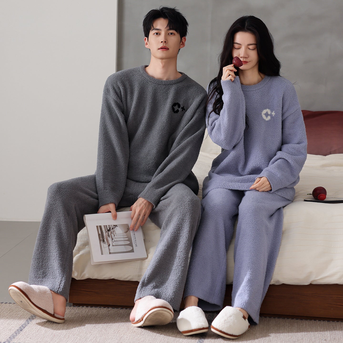 Half Velvet Explosions Men's Korean Round Neck Home Service Suit