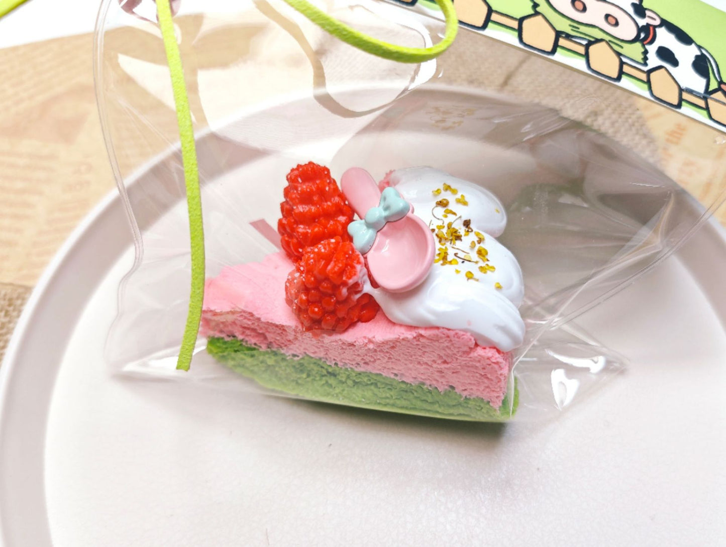 Chocolate Cream Shaped Three Layer Food Grade Silicone Not Made Of TPR