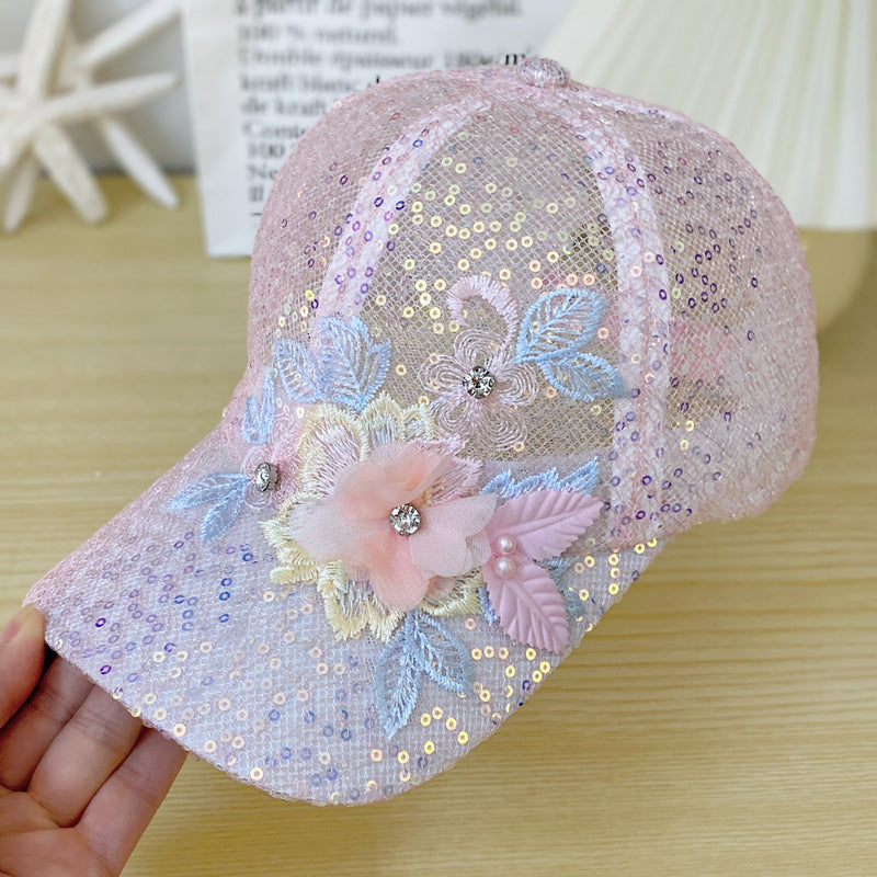 New Women's Mesh Sequin Flower Baseball Cap With Exquisite Three-dimensional Floral Decorations, Presenting A Fresh And Sweet Style, Suitable For Outings And Photography.