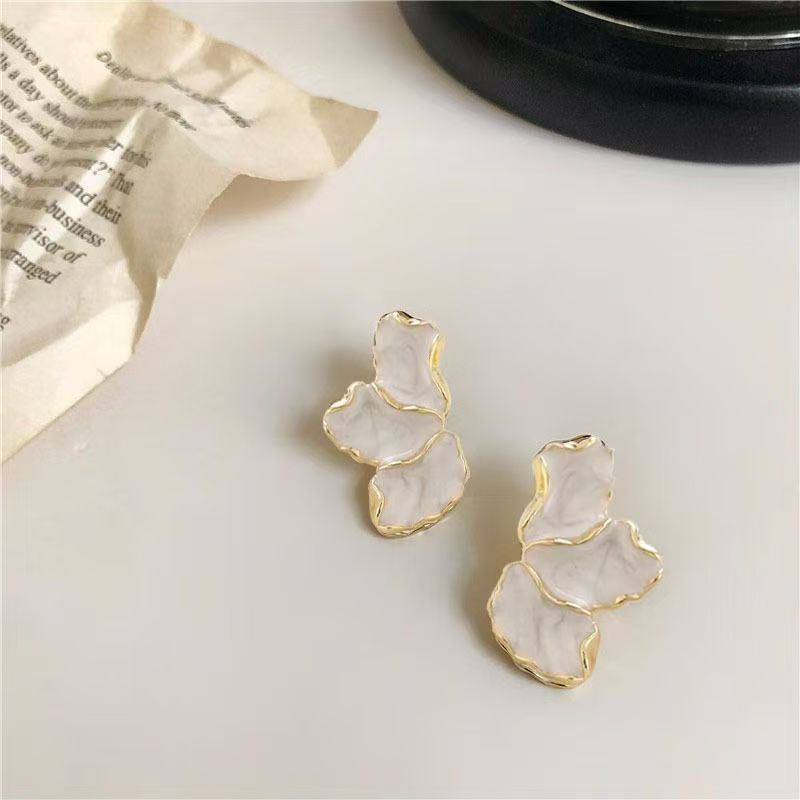 Simple Three Flower Petal Earrings, Elegant High-end Stylish Accessories