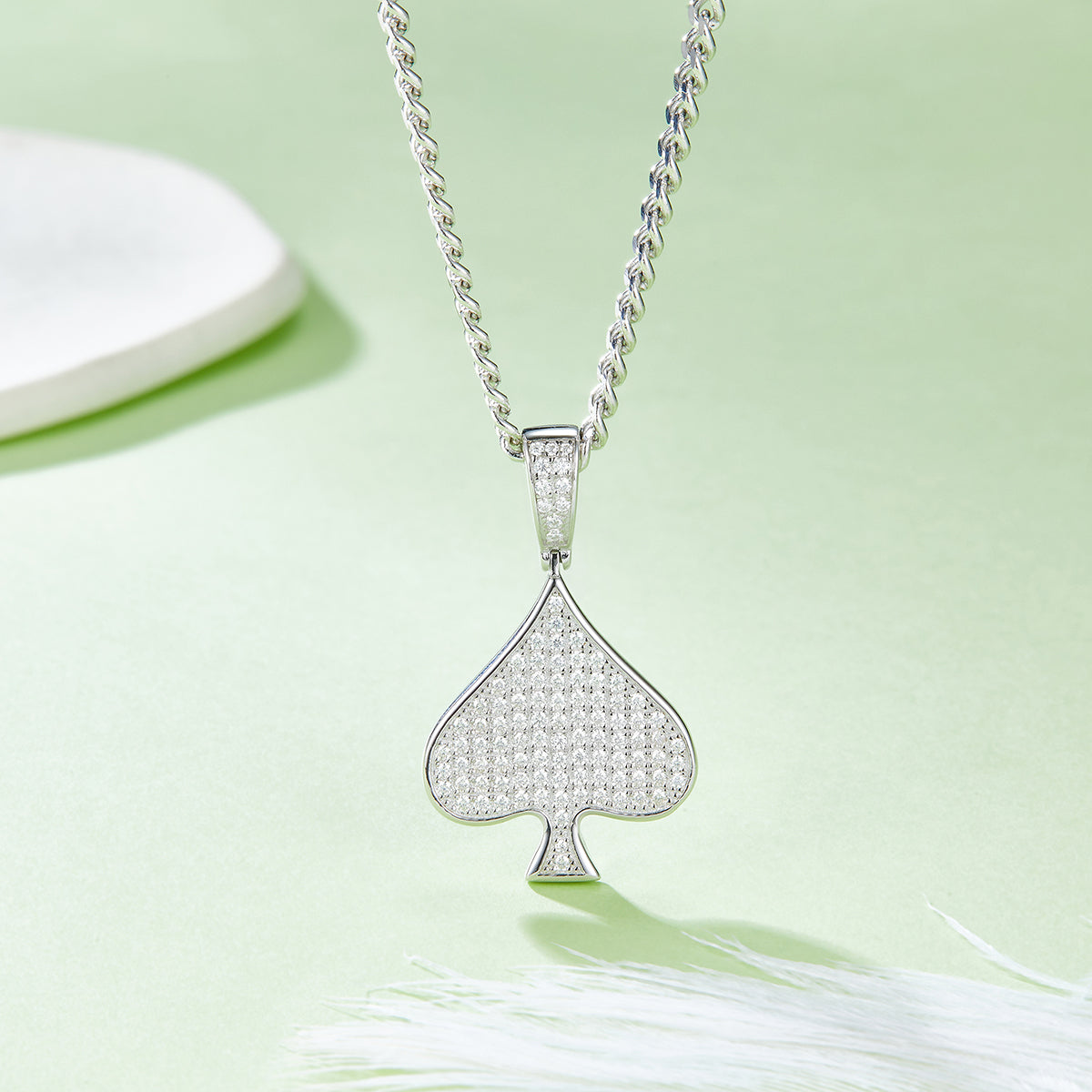 S925 Sterling Silver 101pcs D Color VVS1 Moissanite Spade Pendant 5g No Chain Platinum Plated GRA Certified Gift Box